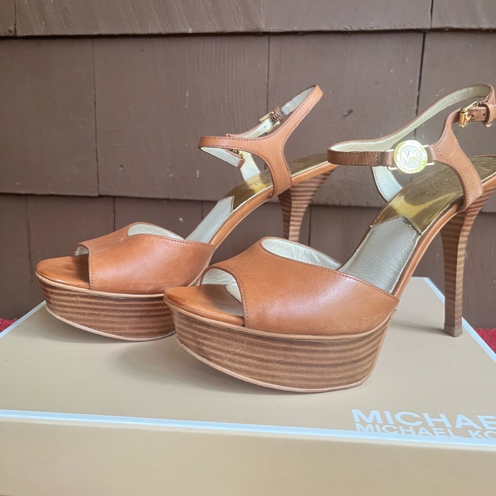 Michael Kors Women's Tan Platform Heels